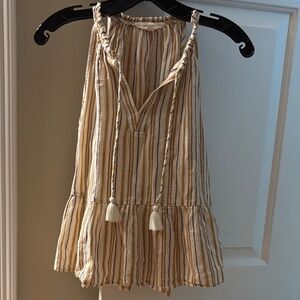 EUC - like new Women’s Lucky Brand tassel tie cotton halter peplum top.